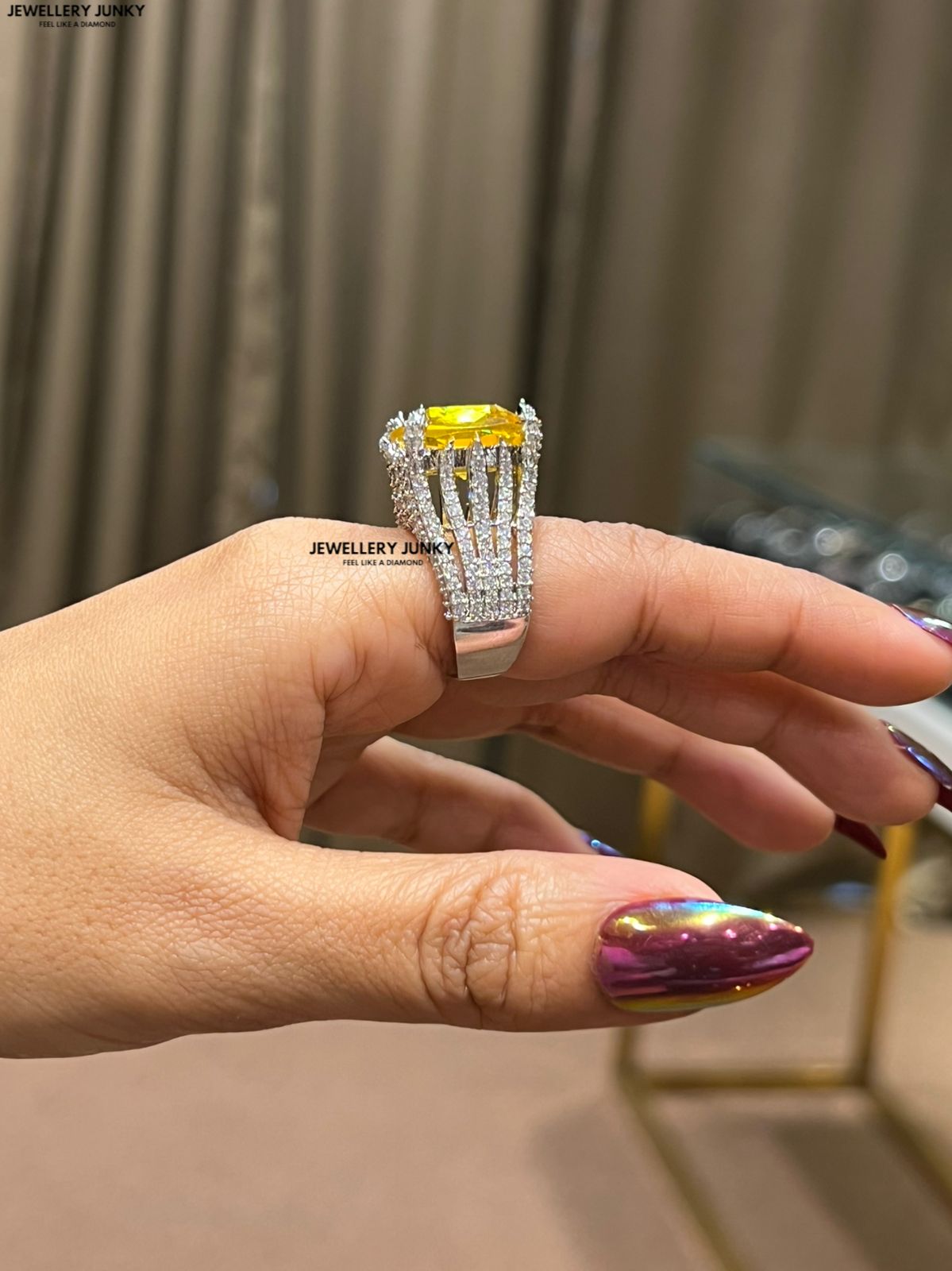 AAPURBA DIAMOND RING