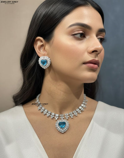 ARPANA DIAMOND NECKLACE