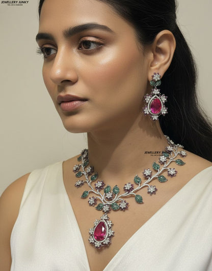 GUNJIKA DIAMOND NECKLACE