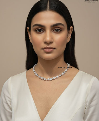 LIPI DIAMOND NECKLACE