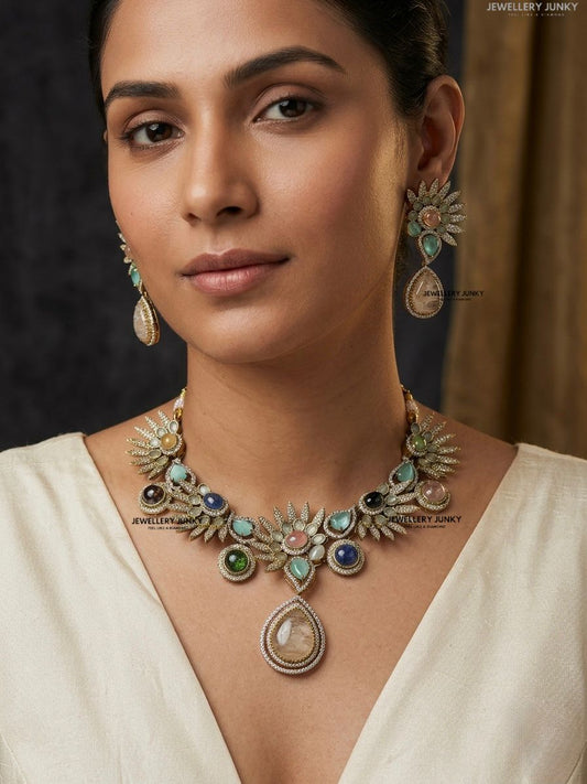 ELINA KUNDAN NECKLACE