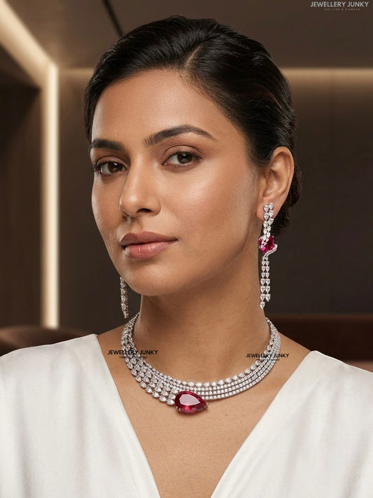 VAANYA DIAMOND NECKLACE
