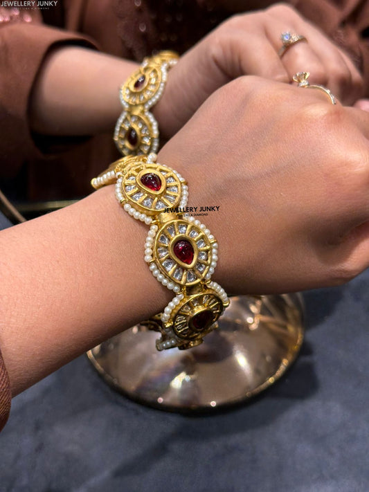 SAISHA KUNDAN BANGLES