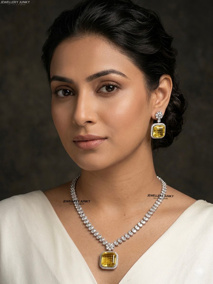 ADWITA DIAOMOND NECKLACE