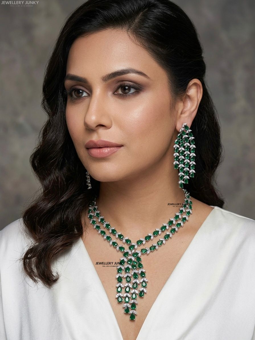AHANA DIAMOND NECKLACE