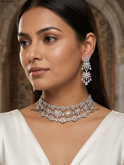 SUHANA DIAMOND NECKLACE