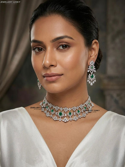 SUHANA DIAMOND NECKLACE