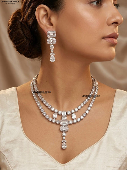 EISHA DIAMOND NECKLACE
