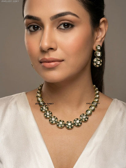 MAVA KUNDAN NECKLACE