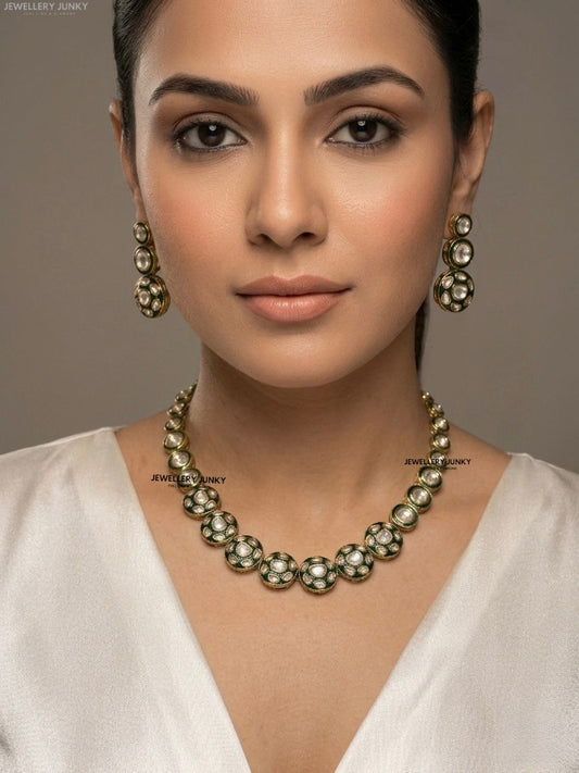 MAVA KUNDAN NECKLACE
