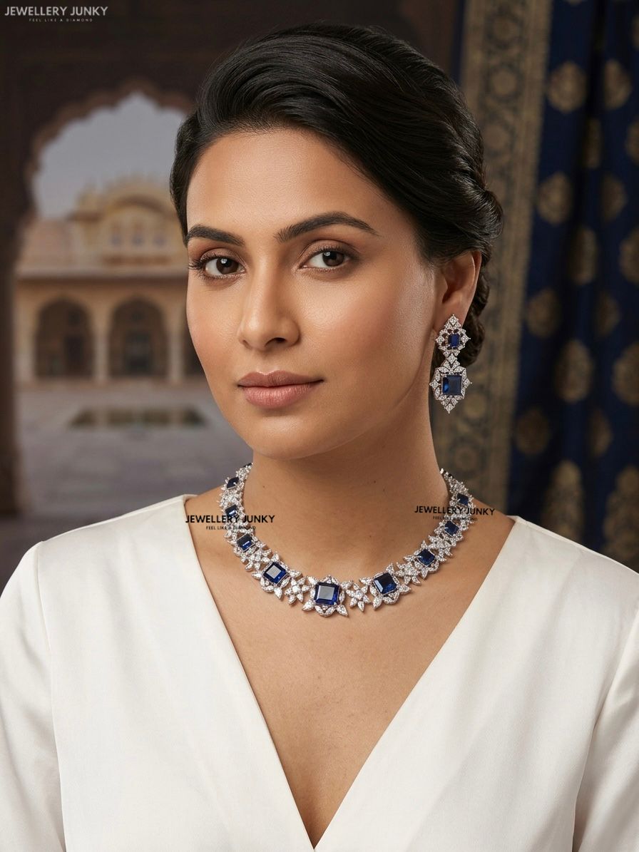 LIPIKA DIAMOND NECKLACE