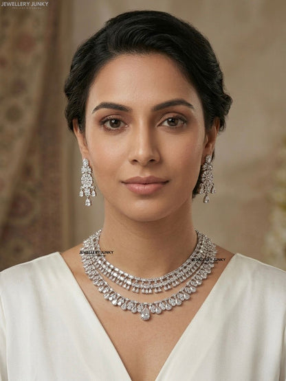 MAHIKA DIAMOND NECKLACE