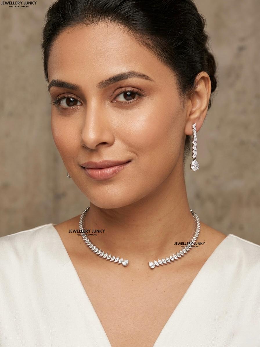 LLAA DIAMOND NECKLACE