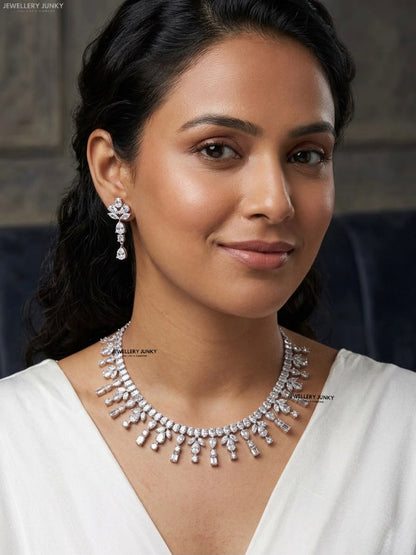 SURI DIAMOND NECKLACE