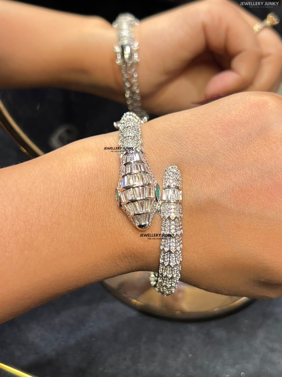 ARISHA DIAMOND BRACELET