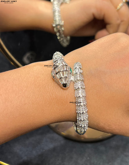 ARISHA DIAMOND BRACELET