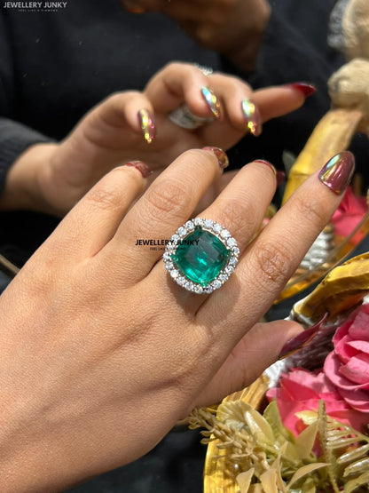 ARUSHI DIAMOND RING