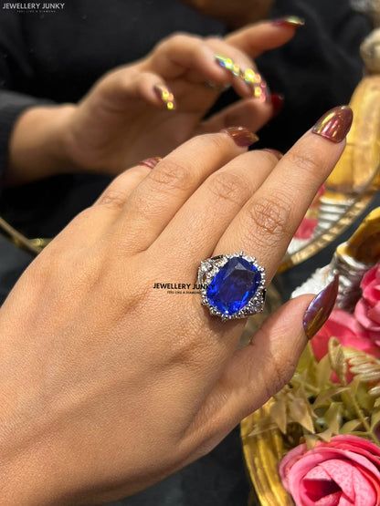 BELA DIAMOND RING