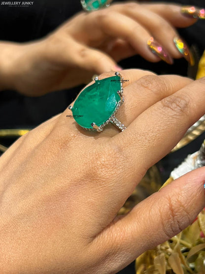 QIANA DIAMOND RING