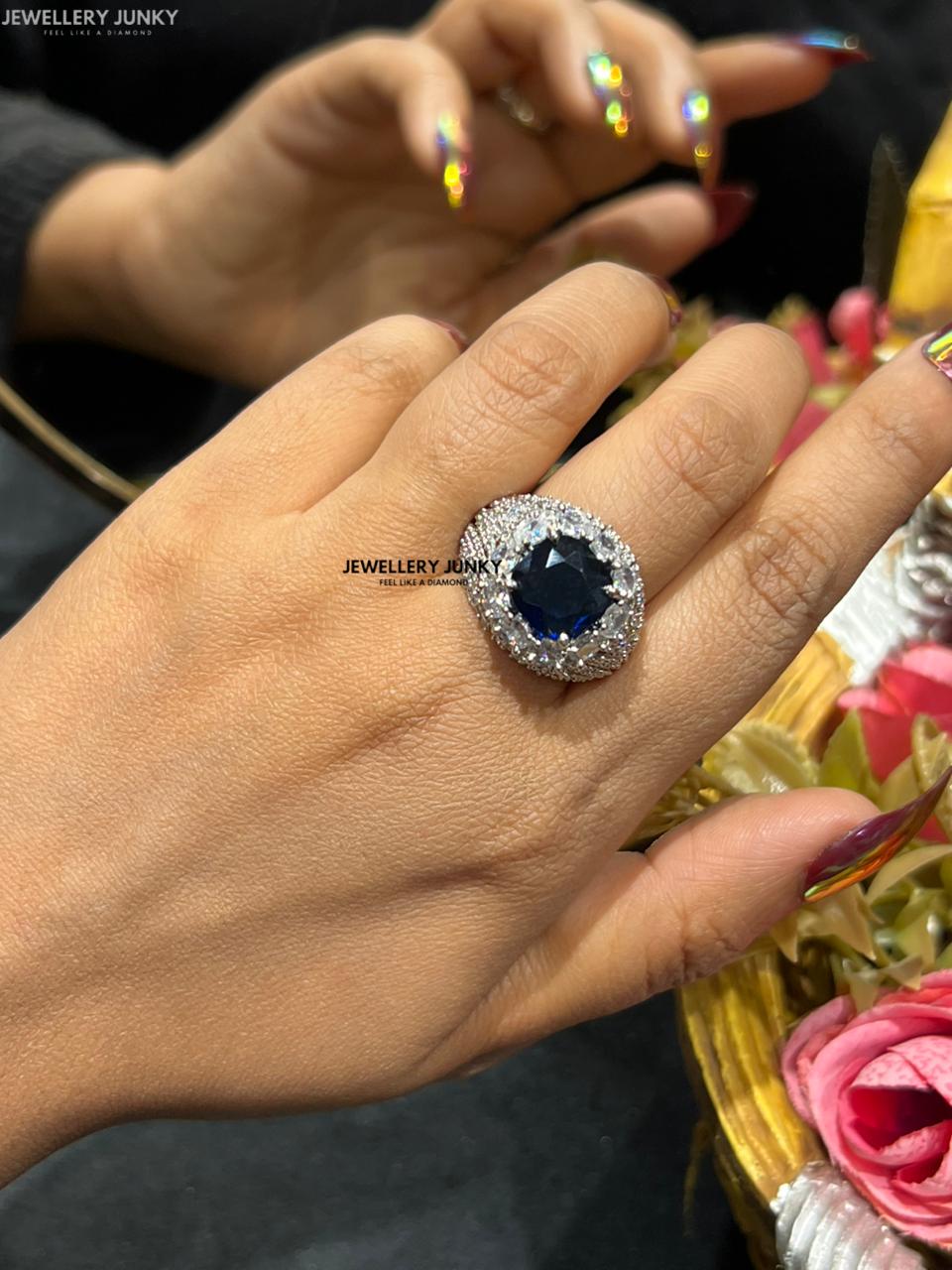 HIYA DIAMOND RING