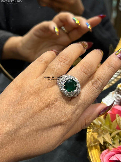 HIYA DIAMOND RING