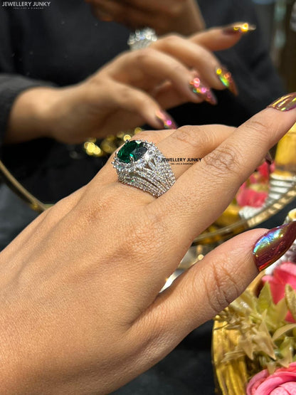 HIYA DIAMOND RING