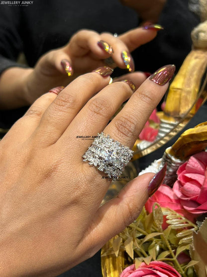 NIHARIKA DIAMOND RING