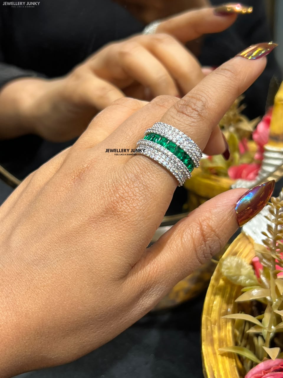 YAMIKA DIAMOND RING