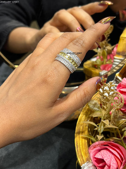 YAMIKA DIAMOND RING