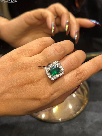 HUSNA DIAMOND RING