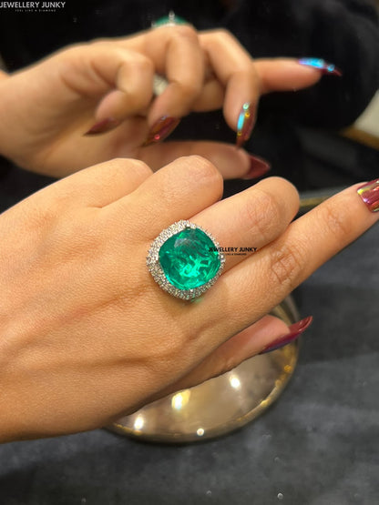 AAKRITHI DIAMOND RING