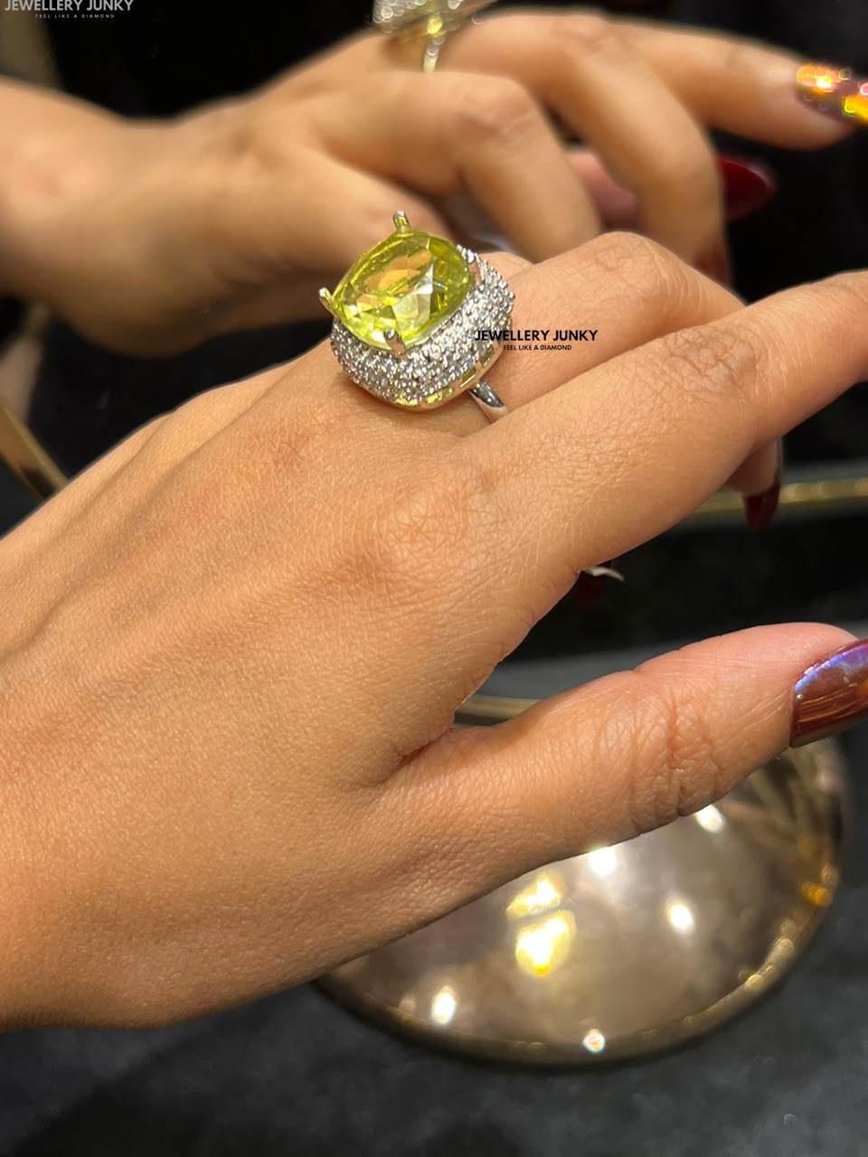 AAKRITHI DIAMOND RING