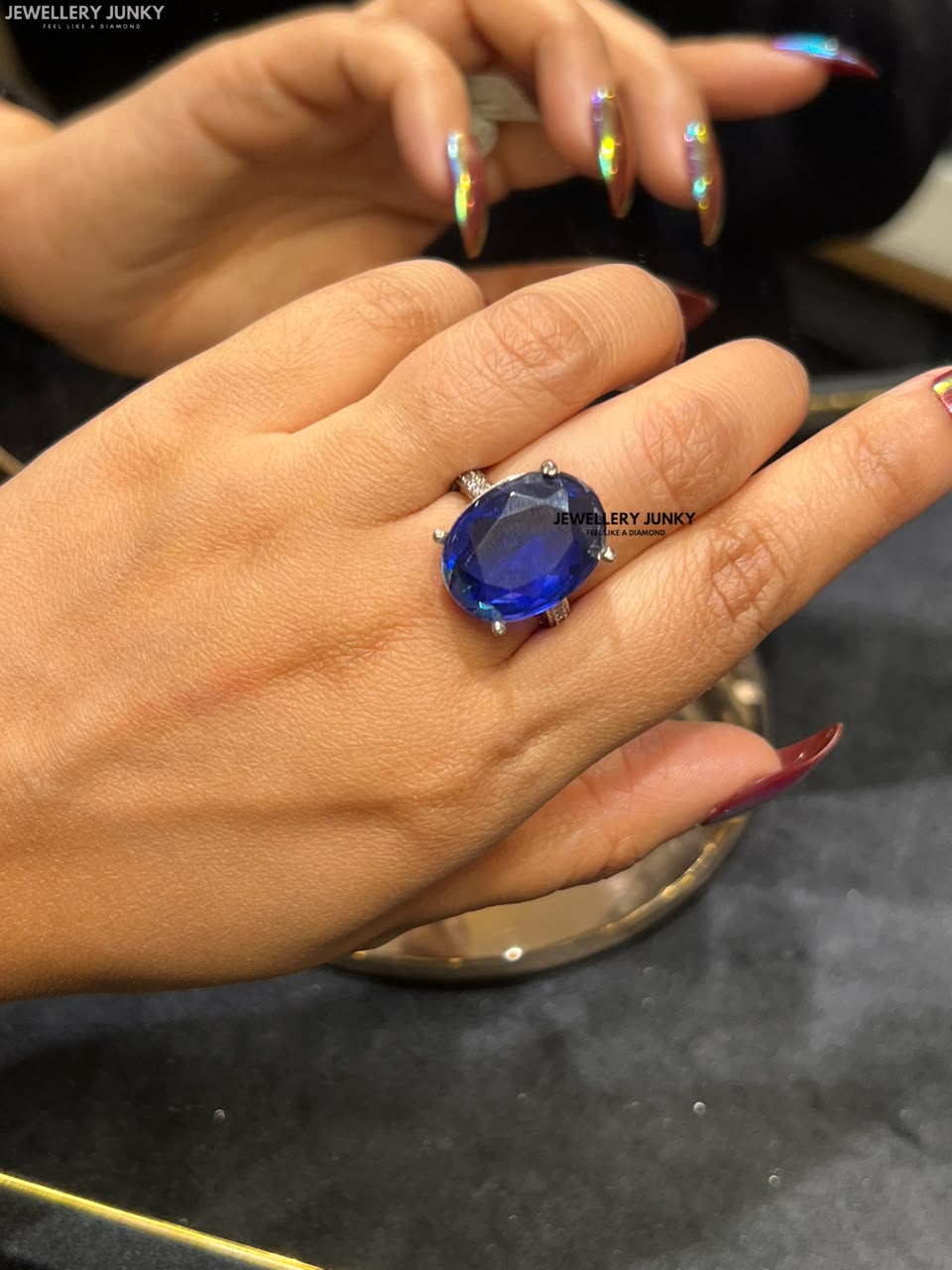 HEMANGI DIAMOND RING