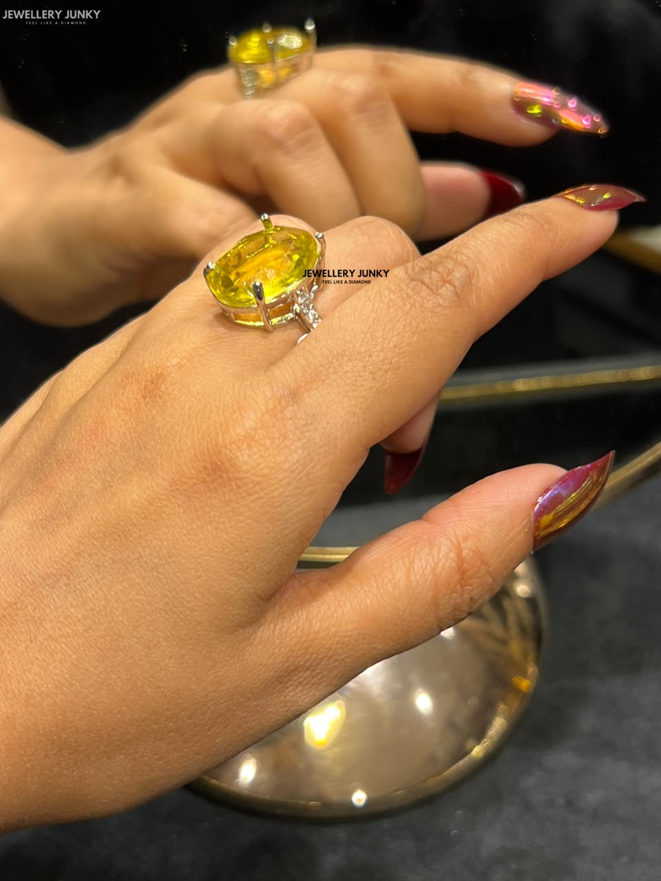 HEMANGI DIAMOND RING