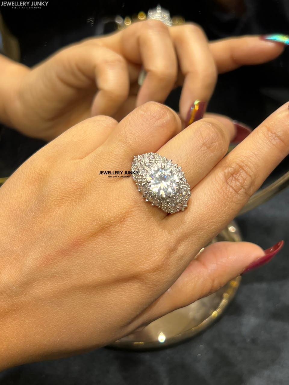 INDIRA DIAMOND RING