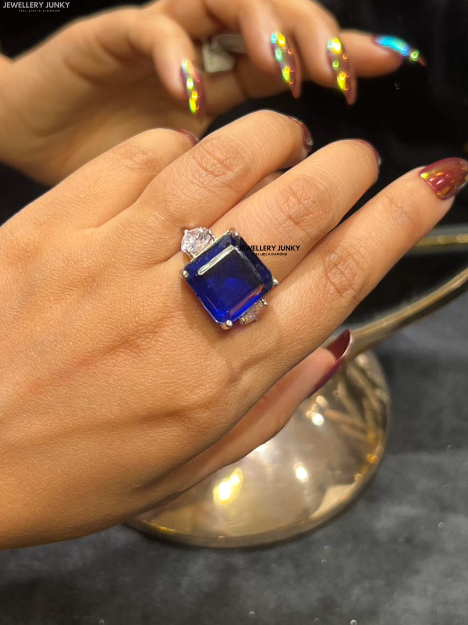 IVANA DIAMOND RING