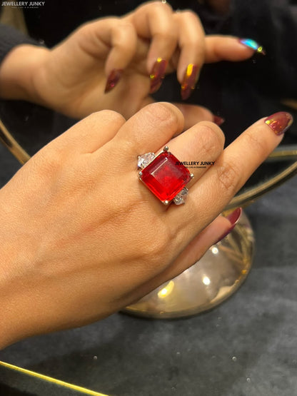 IVANA DIAMOND RING