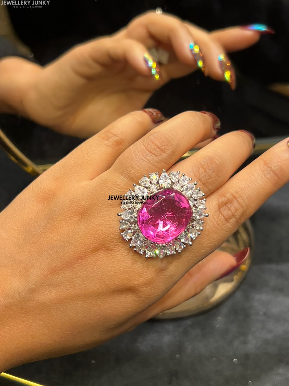 NYRA DIAMOND RING