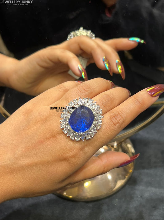 NYRA DIAMOND RING