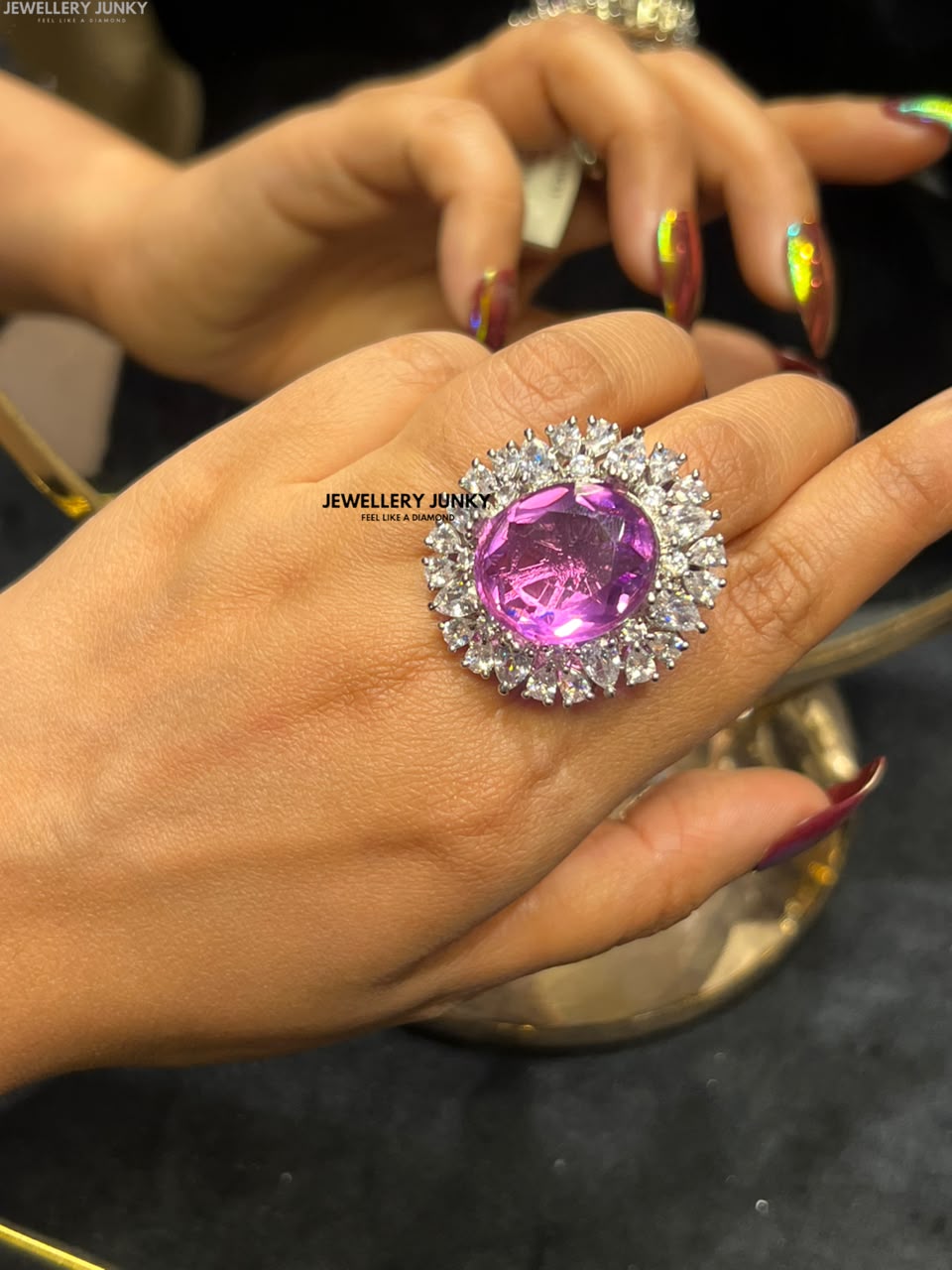 NYRA DIAMOND RING