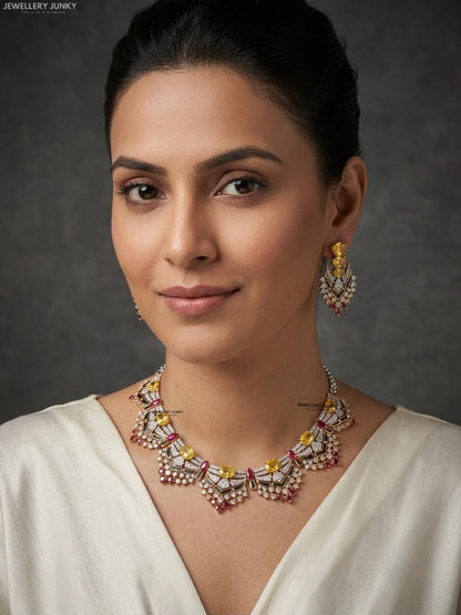 XARIA DIAMOND NECKLACE