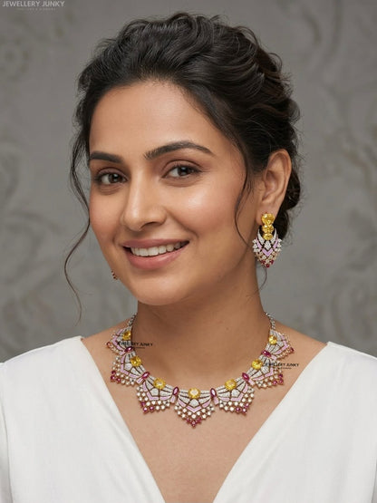 XARIA DIAMOND NECKLACE
