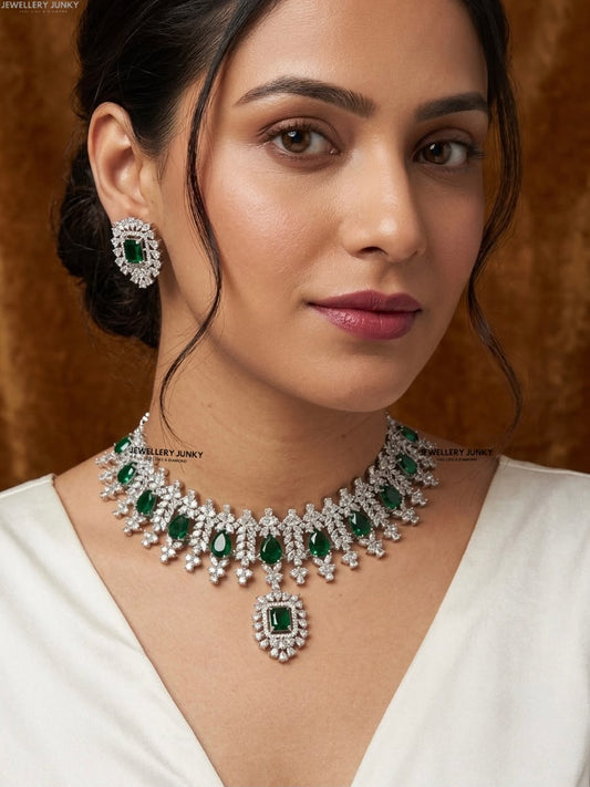 BONNIE DIAMOND NECKLACE