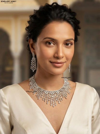 SAIRA DIAMOND NECKLACE