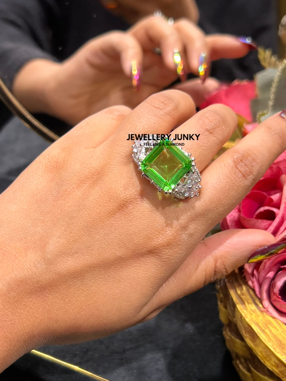 FAYE DIAMOND RING