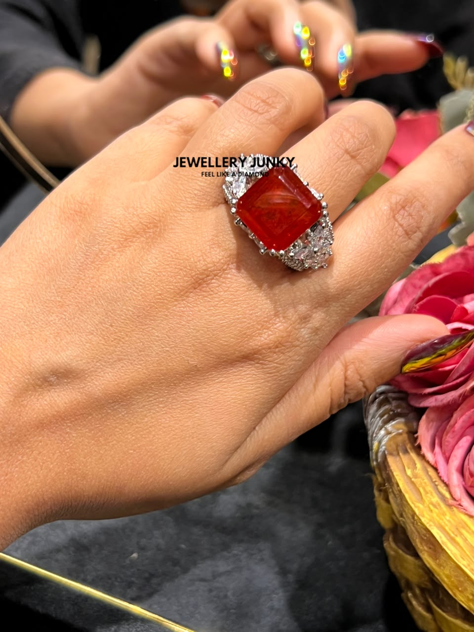FAYE DIAMOND RING