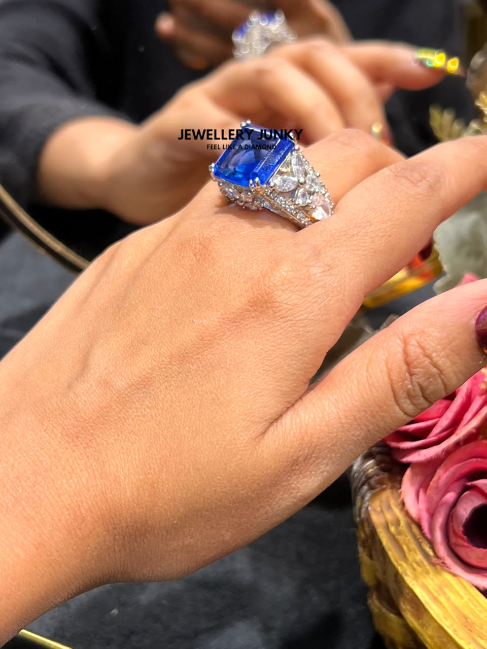 FAYE DIAMOND RING