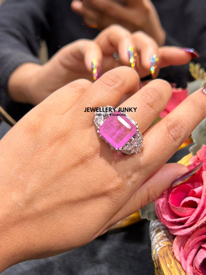 FAYE DIAMOND RING