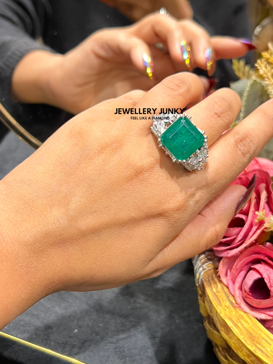 FAYE DIAMOND RING