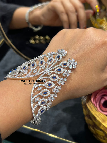 HRIDA DIAMOND BRACELET
